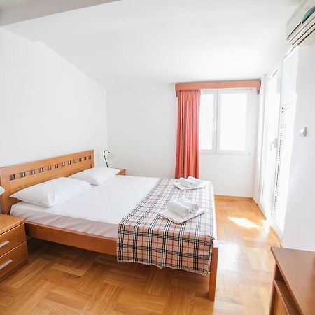 Apartments Ivan Petrovac Ngoại thất bức ảnh